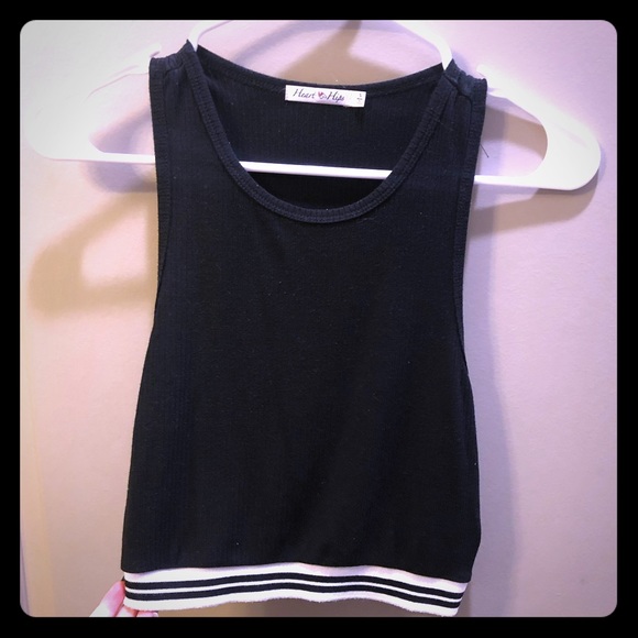 Tops - Black & White racer back, crop top, small